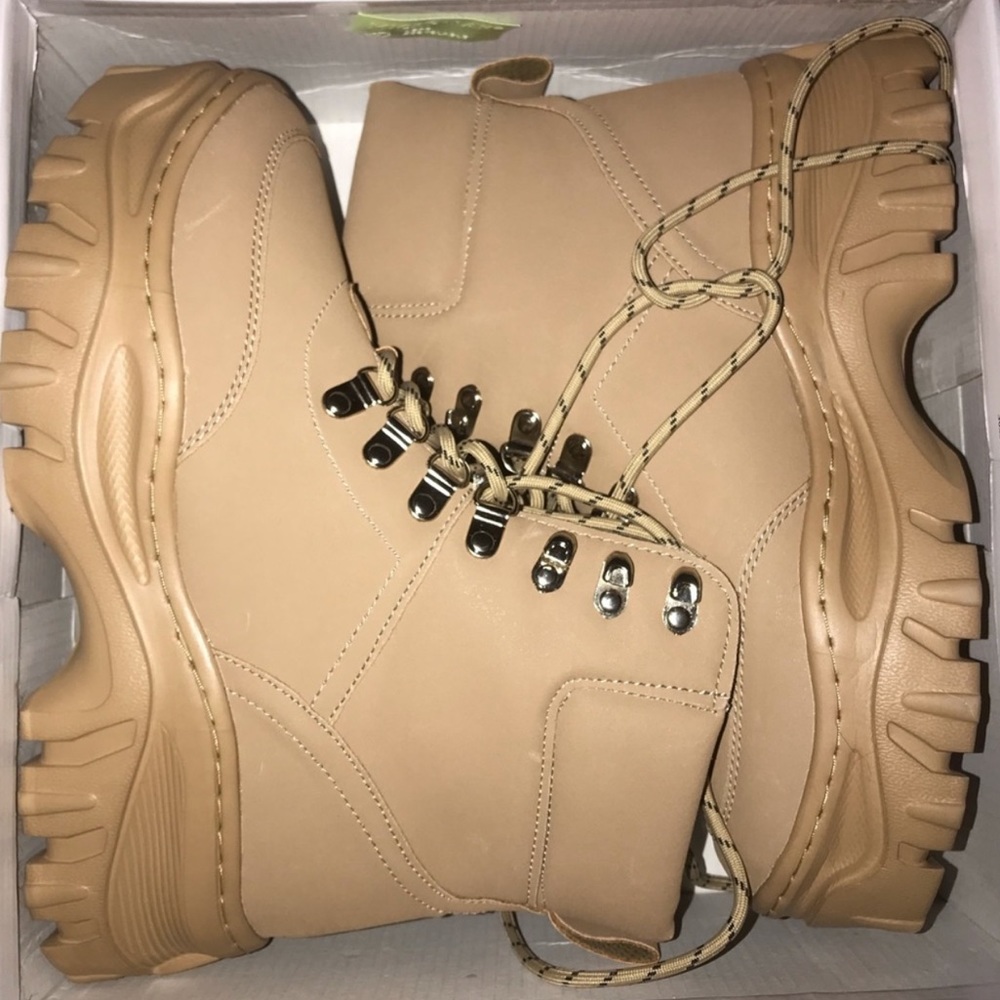 PLT SAND FLATFORM CHUNKY HIKER BOOT SNEAKERS